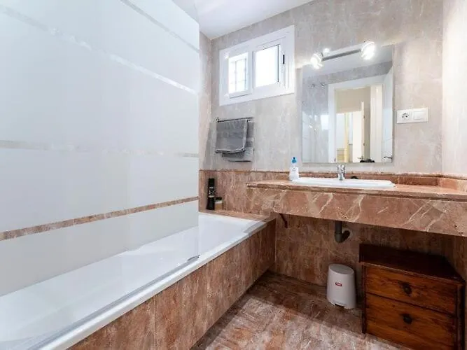 Faro'S Villa Horizonte Near Seabeach Benalmadena 0*,  Spain